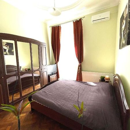 3 Rooms Apartments In The City Centr Lemberg Exterior foto