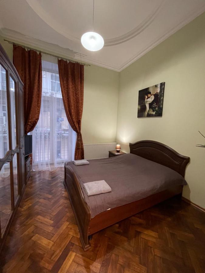 3 Rooms Apartments In The City Centr Lemberg Exterior foto
