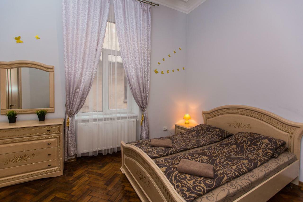 3 Rooms Apartments In The City Centr Lemberg Exterior foto