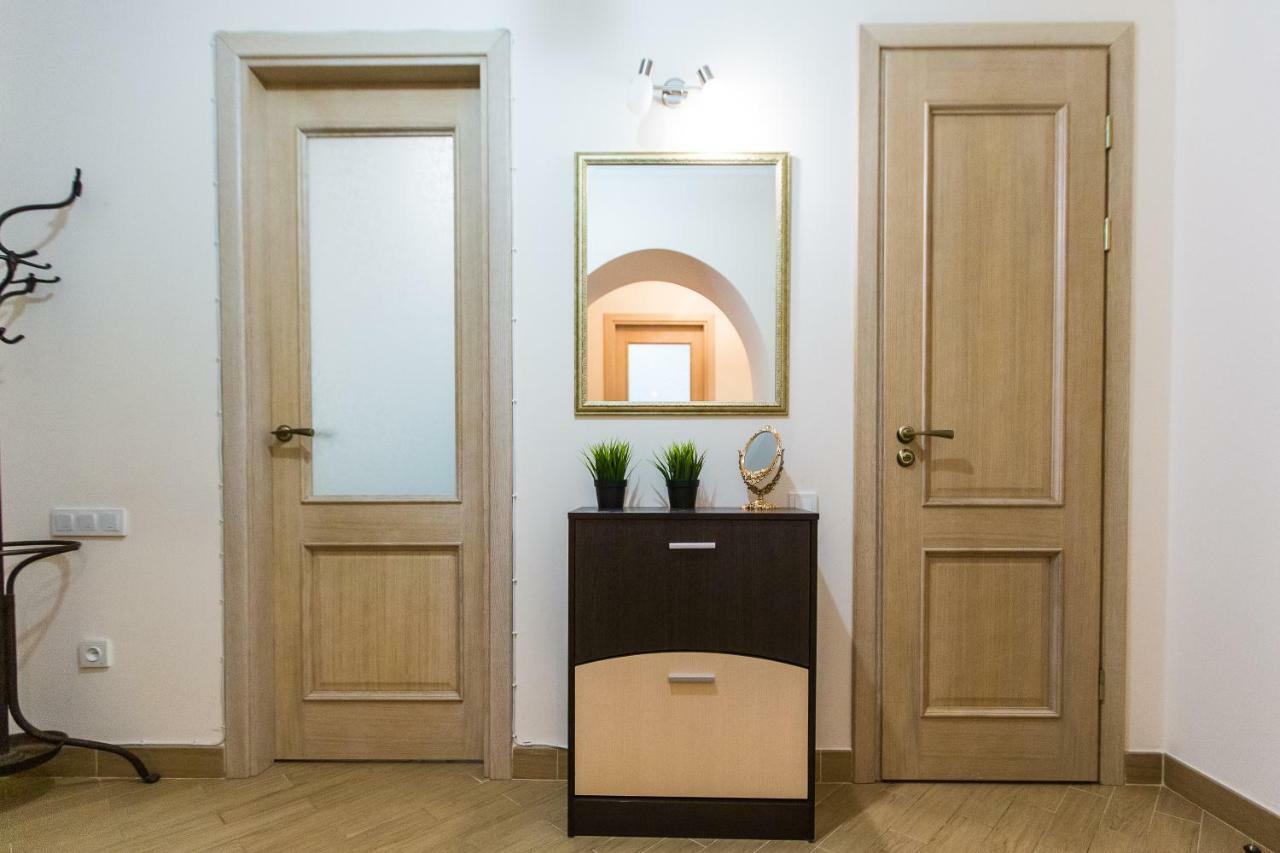 3 Rooms Apartments In The City Centr Lemberg Exterior foto