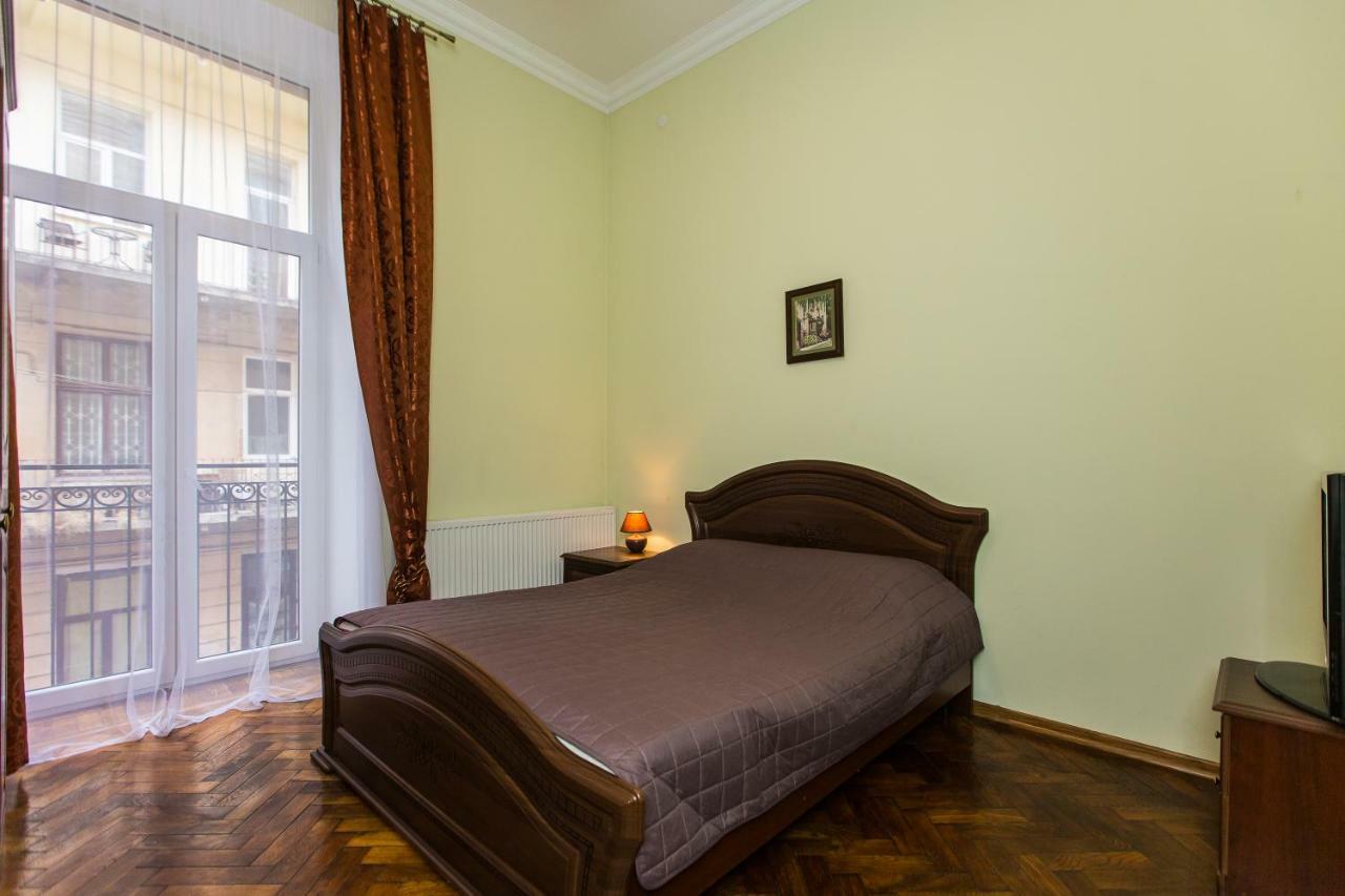 3 Rooms Apartments In The City Centr Lemberg Exterior foto