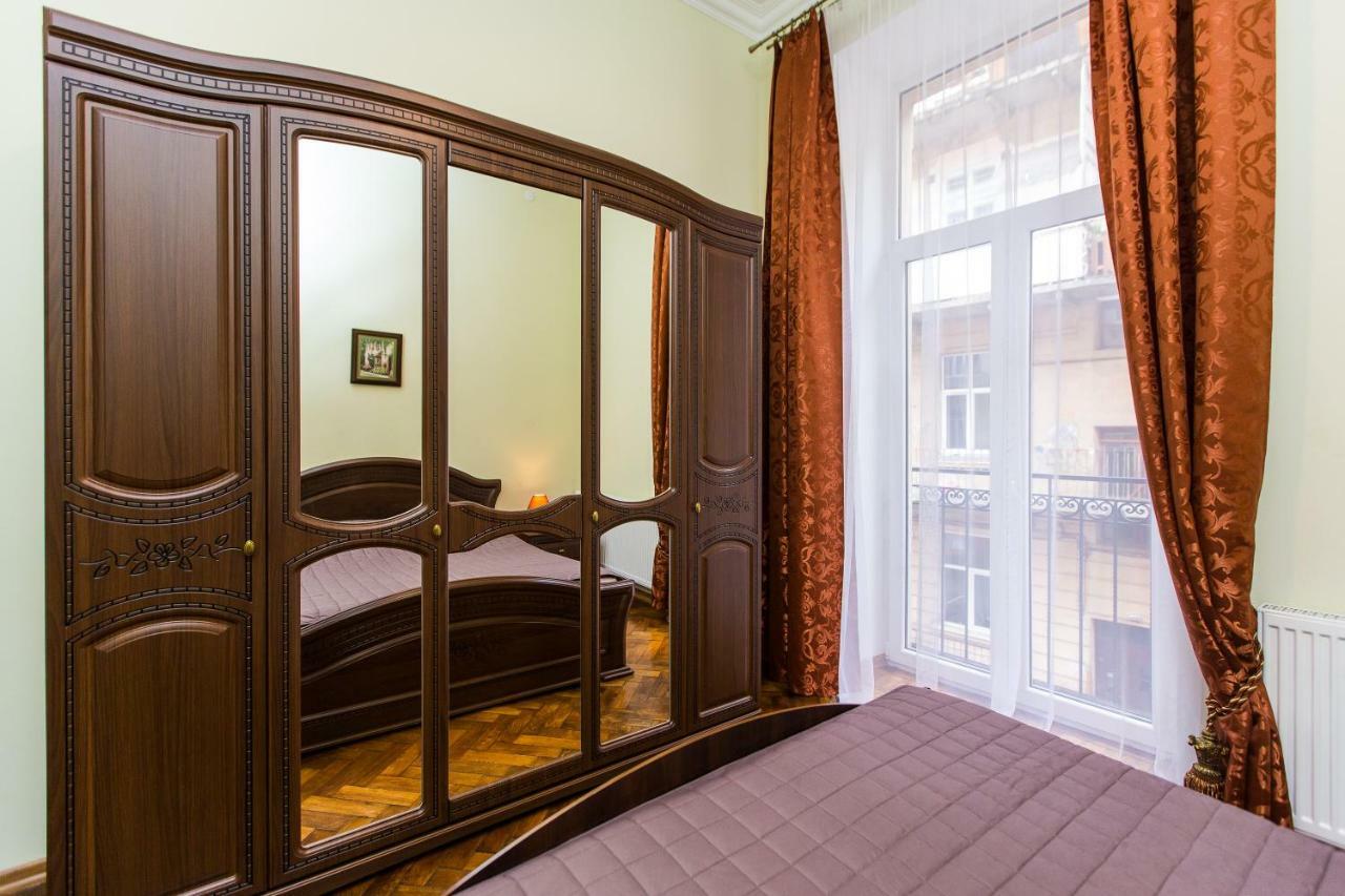 3 Rooms Apartments In The City Centr Lemberg Exterior foto