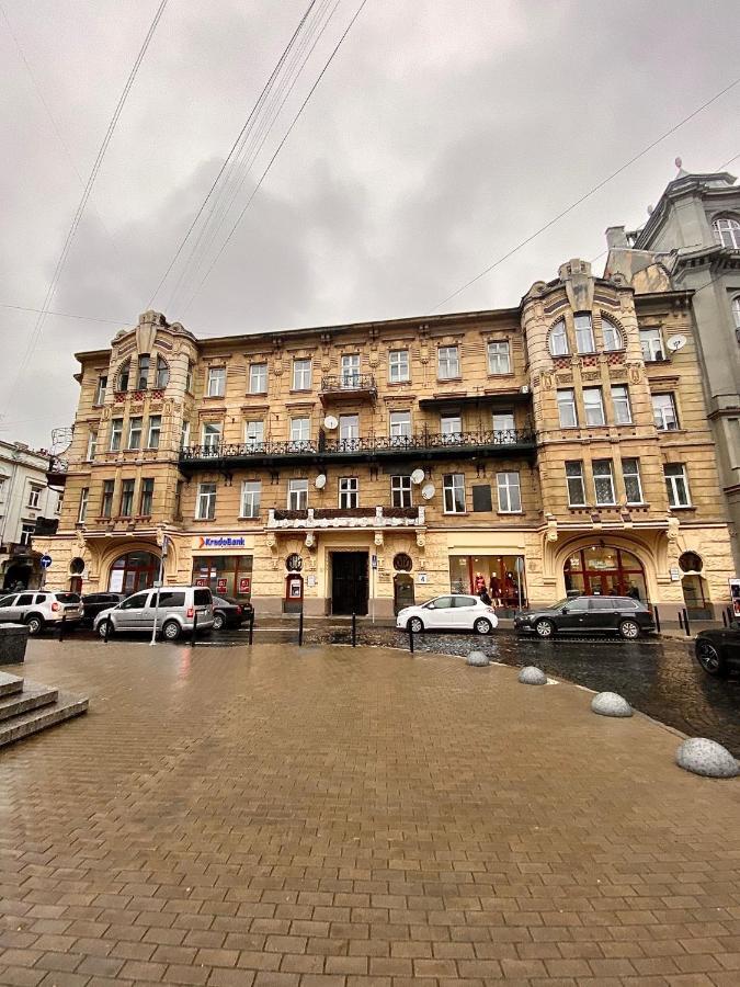 3 Rooms Apartments In The City Centr Lemberg Exterior foto